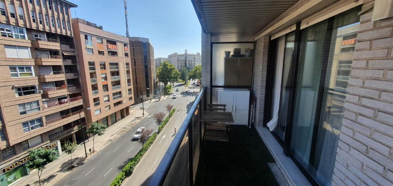 Apartamenticos Studio 75 ซาราโกซา ภายนอก รูปภาพ